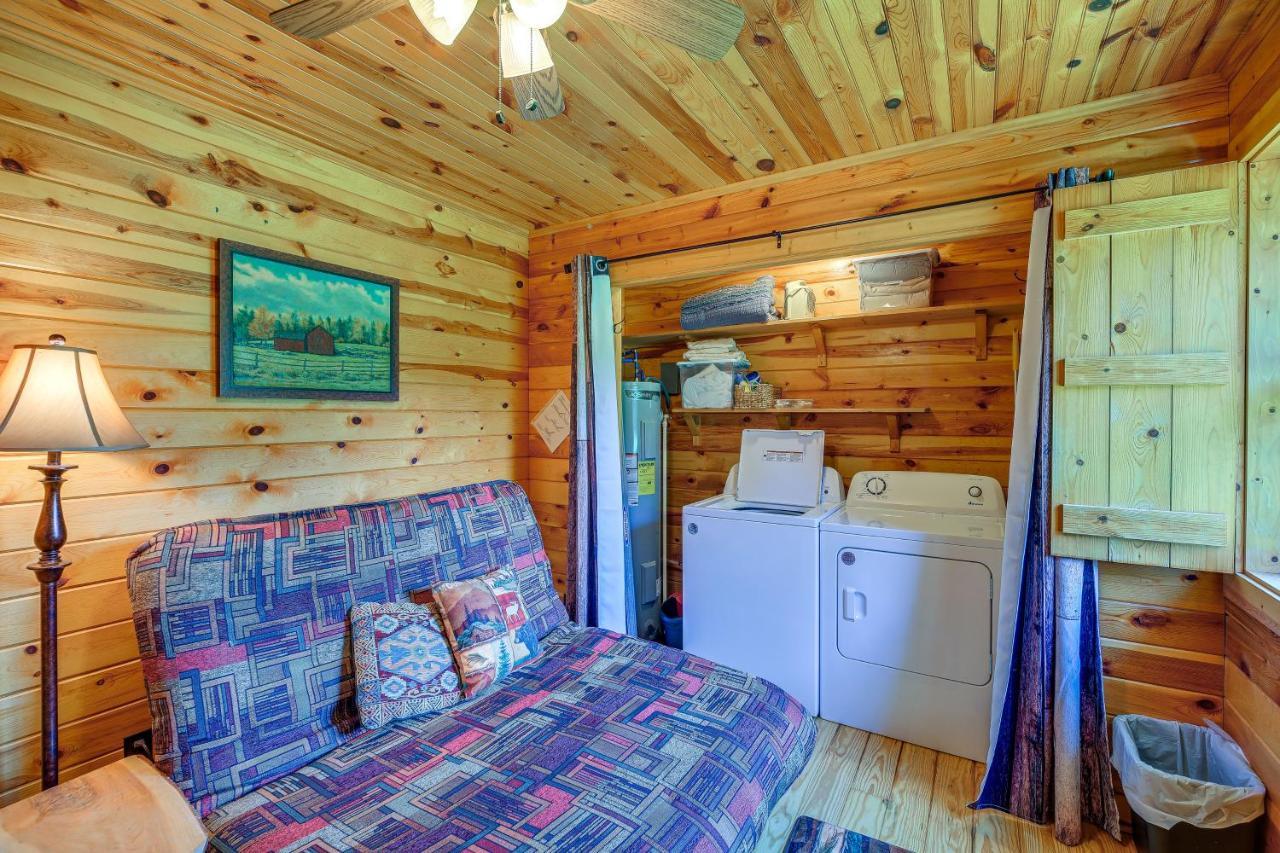 Blue Ridge Mountain Cabin With Views And Hot Tub Sparta Exterior photo